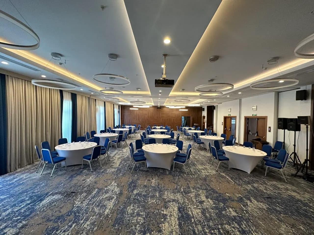 Conference hall (CGB210) 3