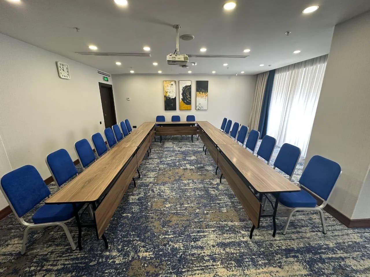 Conference hall (CT36) 2
