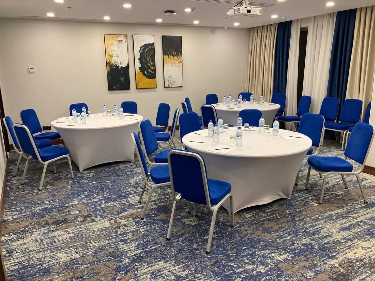 Conference hall (CT36) 4