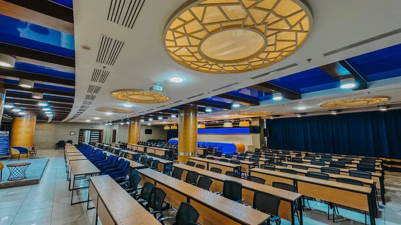 Conference Hall (UA300) 1