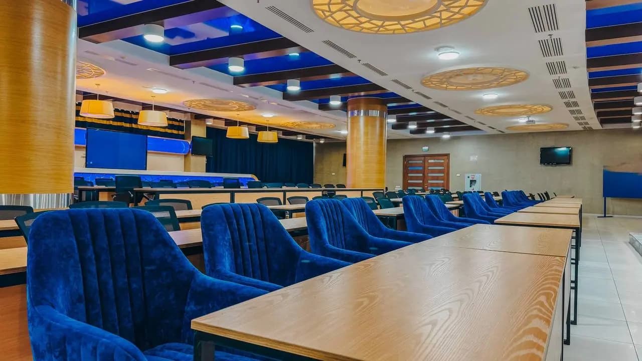 Conference Hall (UA300) 6