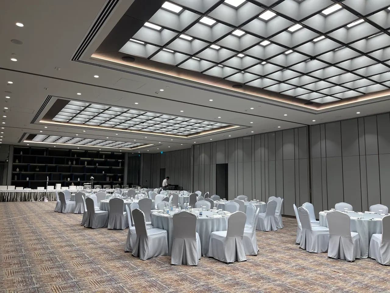 Conference Hall (IA216) 4