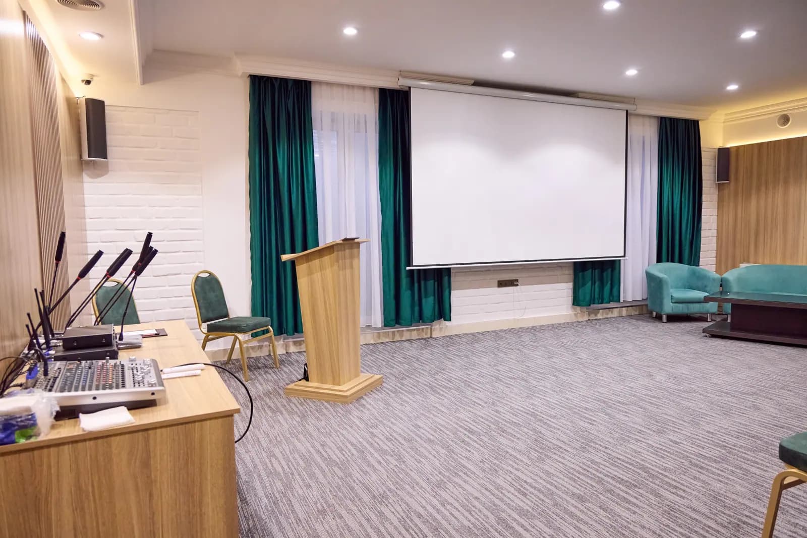 Conference Hall (PG70) 3