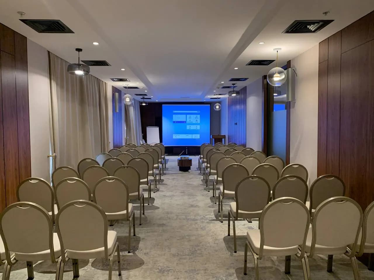 Shakhrisabz Conference Hall (AF60) 1