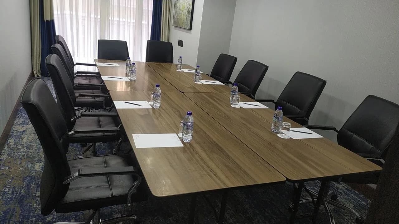 Conference hall (CB12)
